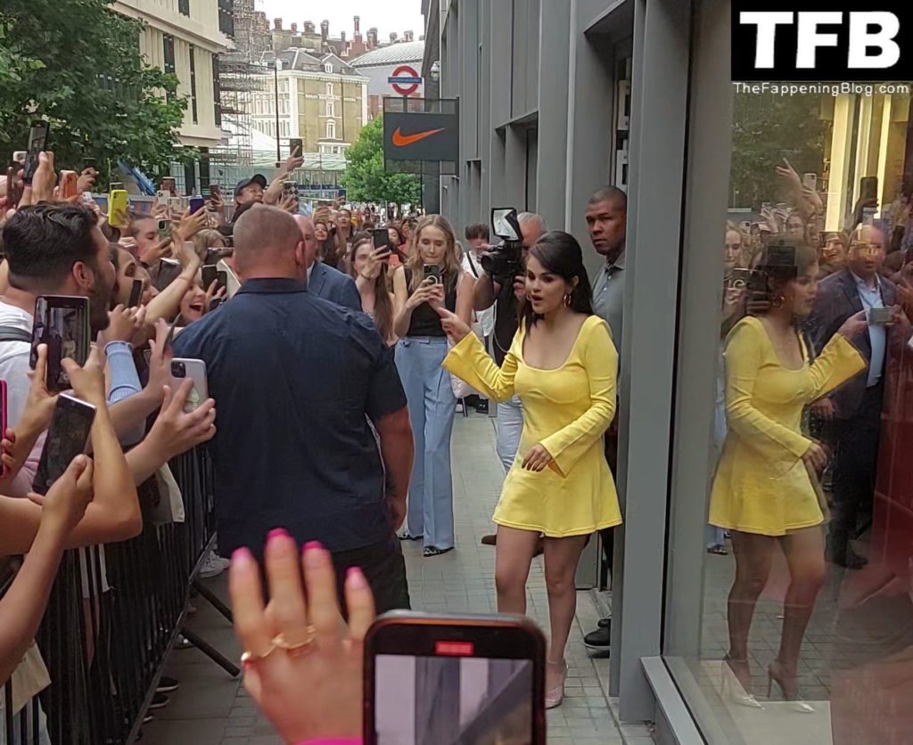 Selena Gomez is Seen at Rare Beauty Launch in London (81 Photos) - Thotflix